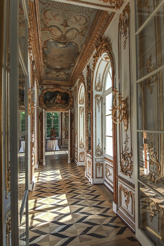 Décoration intérieure du pavillon Hermitage